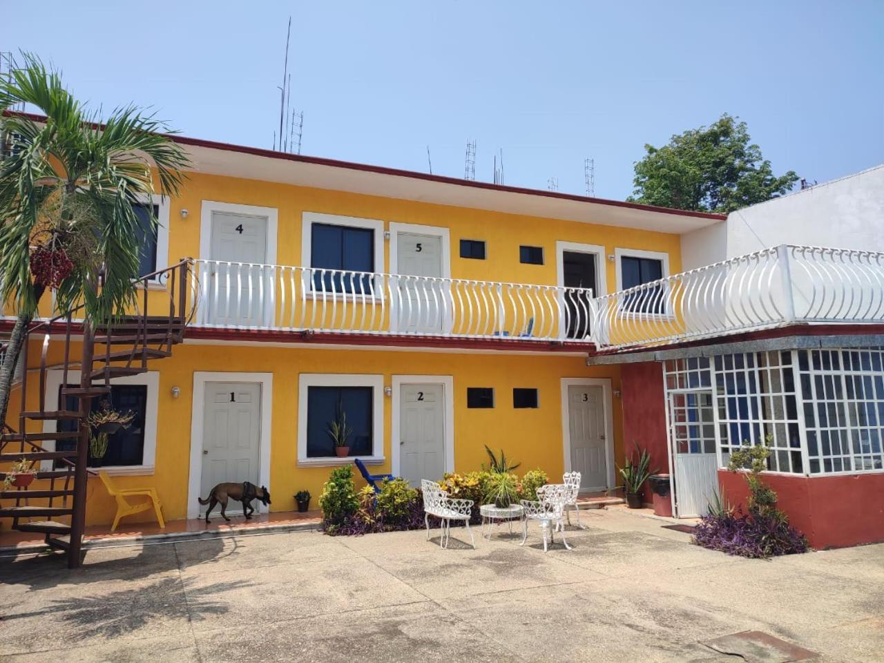 Hotel Pardo Tenosique de Pino Suarez Екстериор снимка
